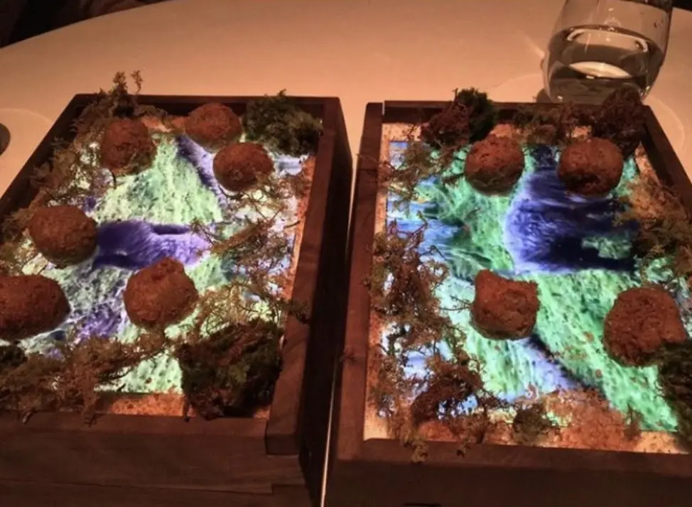 Insolite : un restaurant étoilé californien propose de manger... sur des iPad