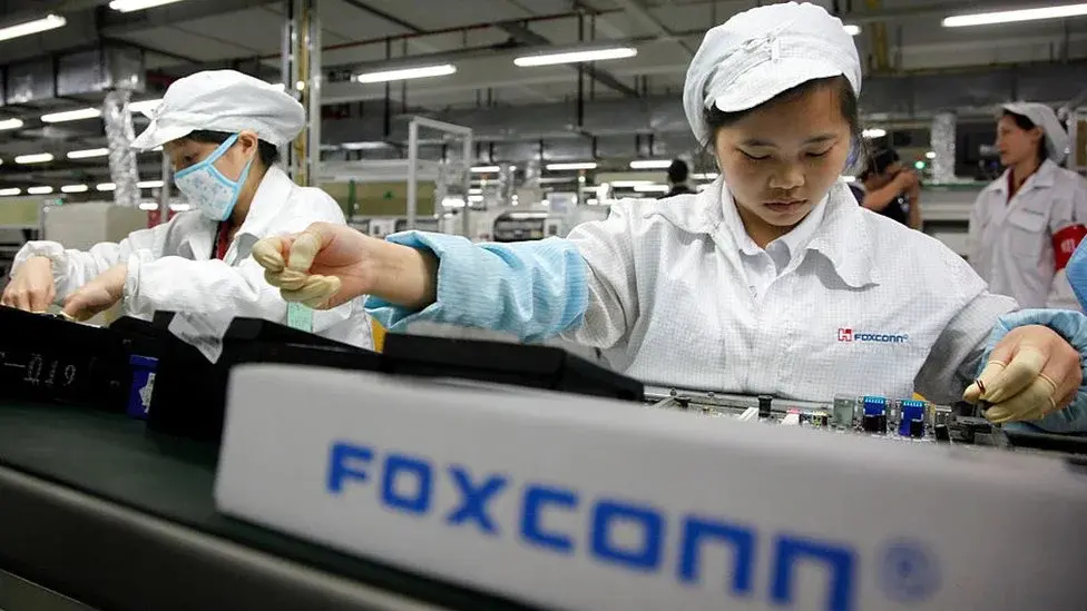 Le fondateur de Foxconn (iPhone) se présente à la Présidentielle de Taïwan !