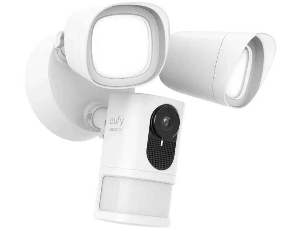 Eufy : une version de la Floodlight Cam E 2K en préparation