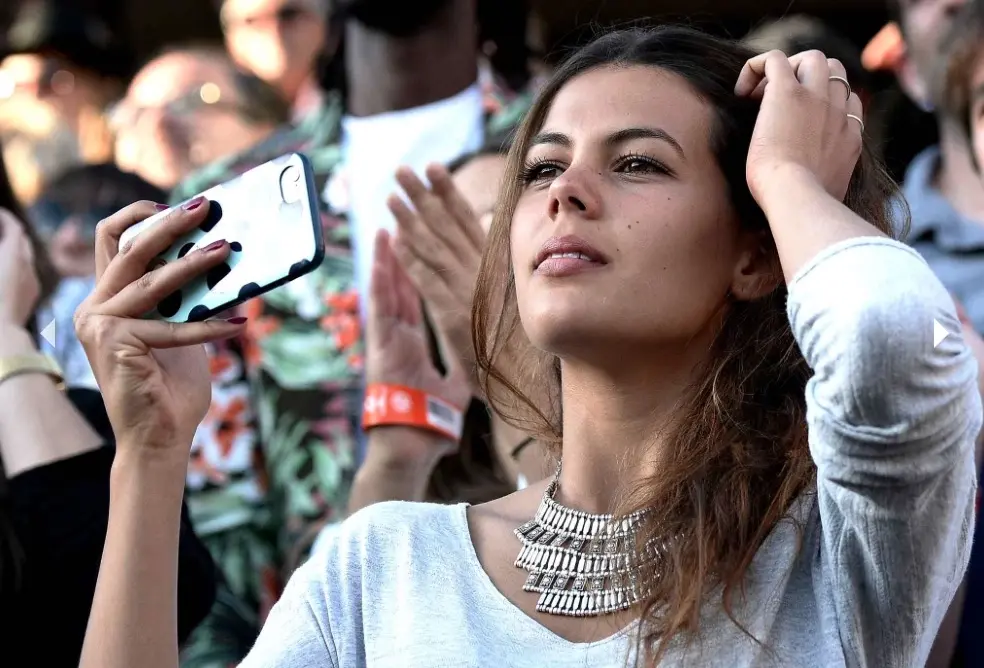 Les People à Roland Garros : Karine Le Marchand, Marc-Olivier Fogiel, Moundir et Patrick Bruel