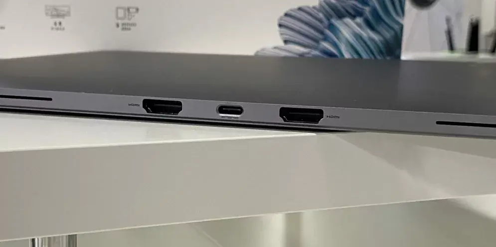 LineDock 2, un dock pour les MacBook Pro avec 10 ports, batterie et SSD #CES