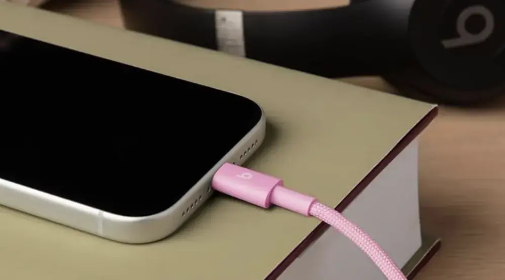 Les accessoires tech indispensables pour les vacances&nbsp;!